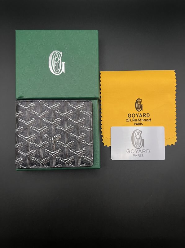Black goyard wallet